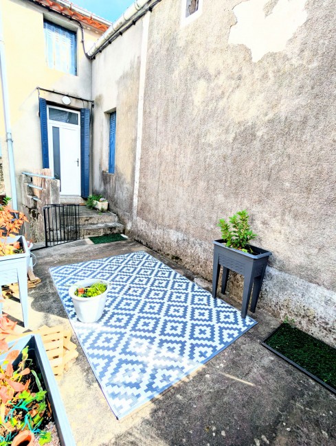 WhatsApp Image 2025-09-26 at 09.20.44.jpeg